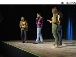 Fotos der Preisverleihung des Kurzfilmfestivals "20minmax"